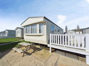 Photo 2- click for photo gallery